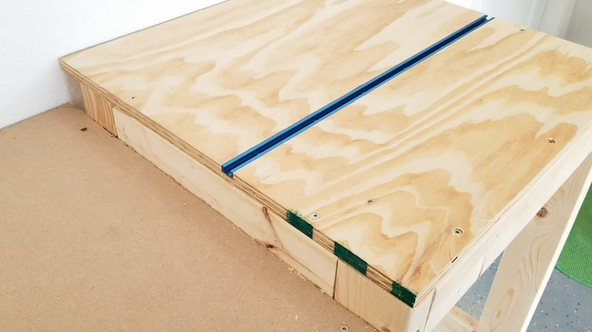 miter saw station top track