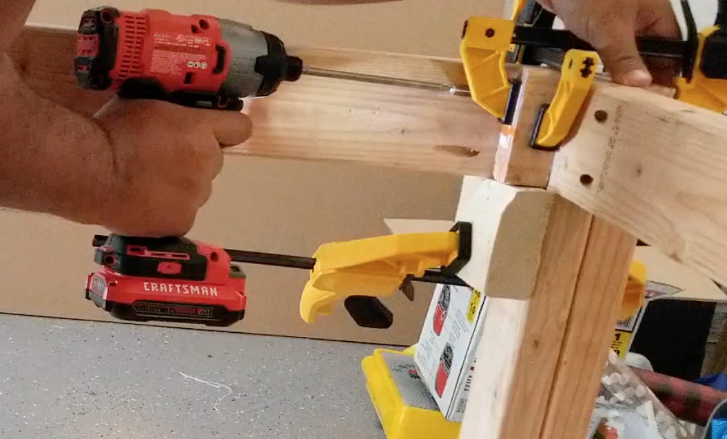 workbench connecting legs top riel